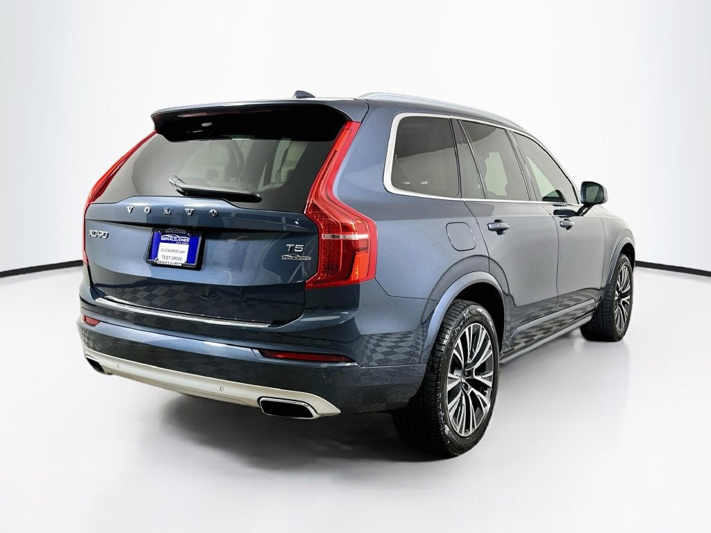 2021 Volvo XC90 T5 Momentum