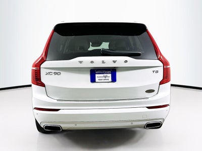 2020 Volvo XC90 T5 Momentum