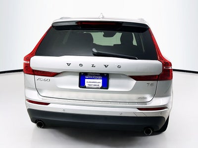 2021 Volvo XC60 T5 Momentum