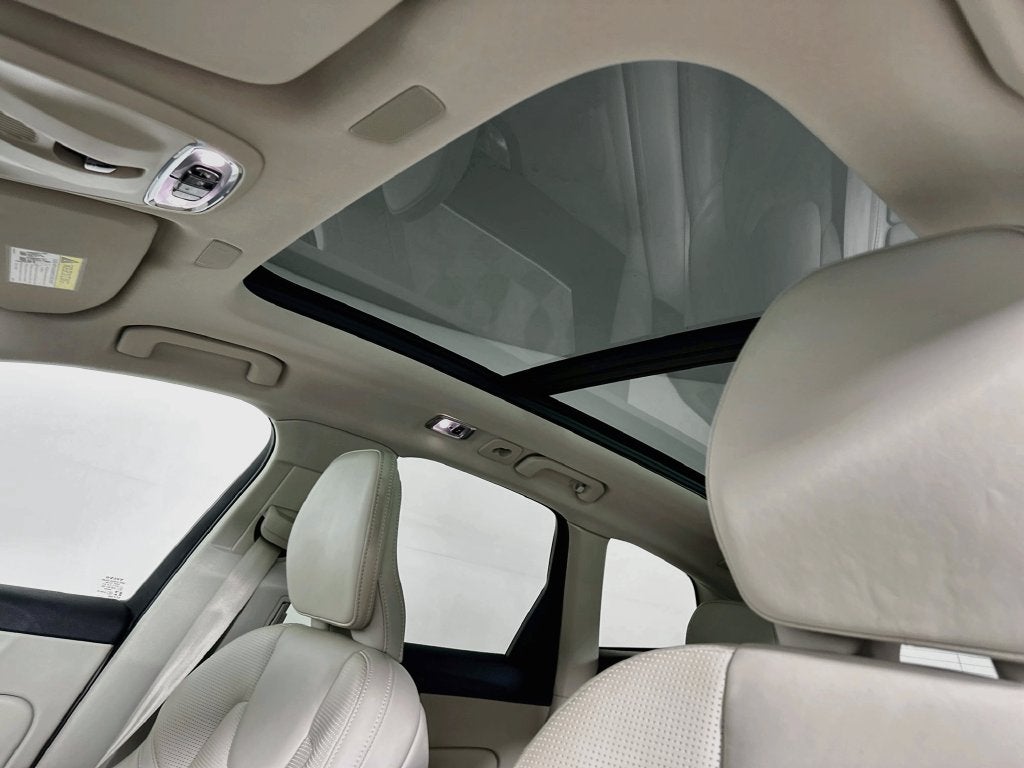 2021 Volvo XC60 T5 Inscription