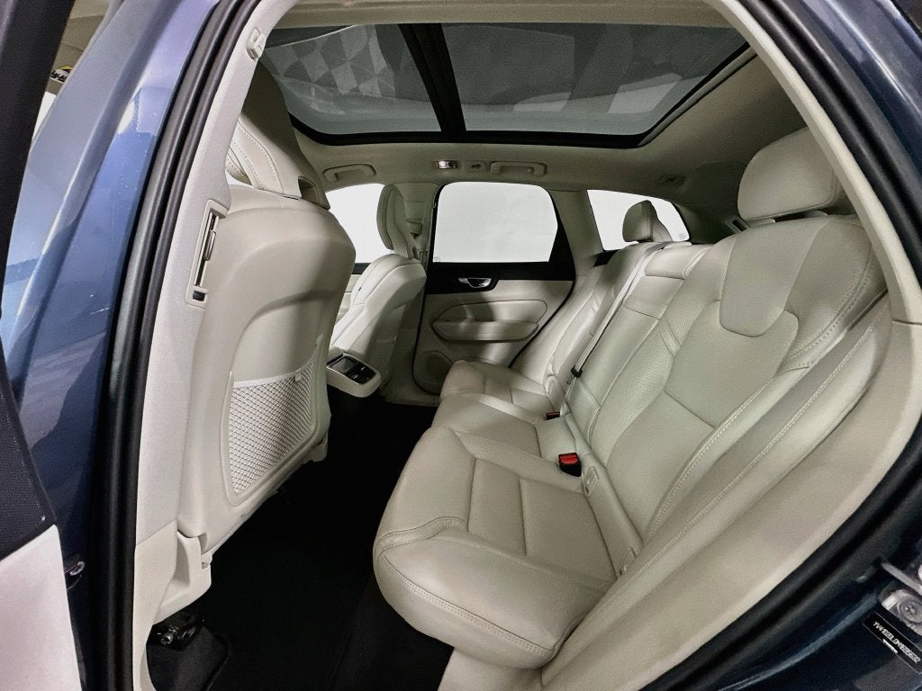 2021 Volvo XC60 T5 Inscription