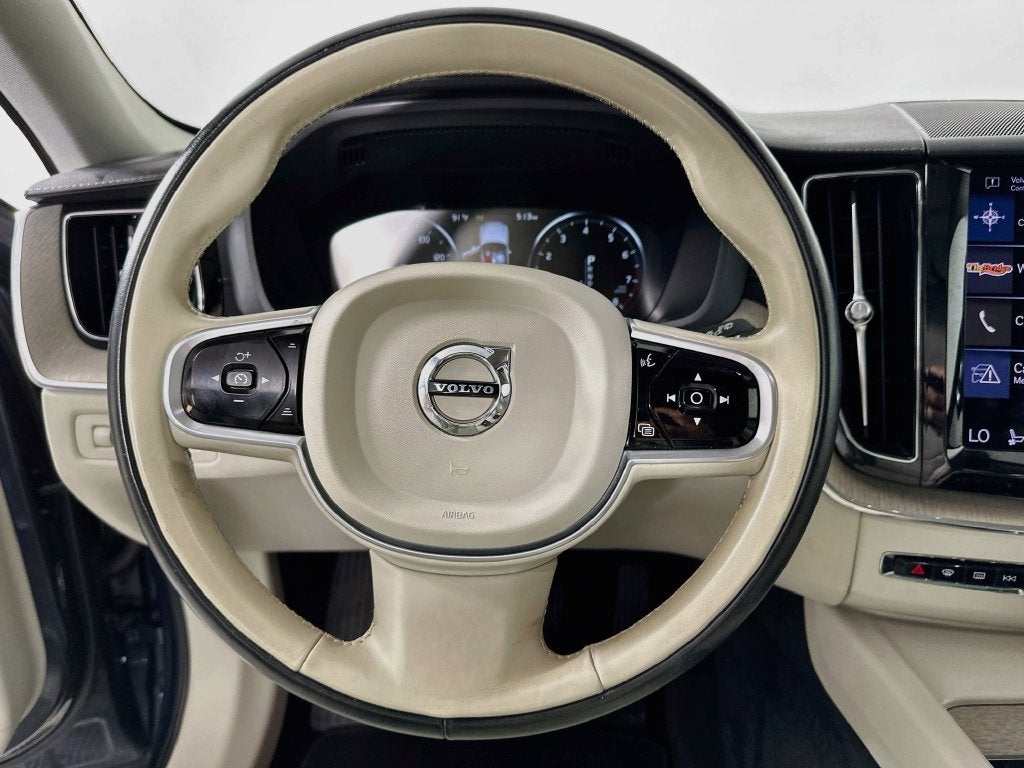 2021 Volvo XC60 T5 Inscription