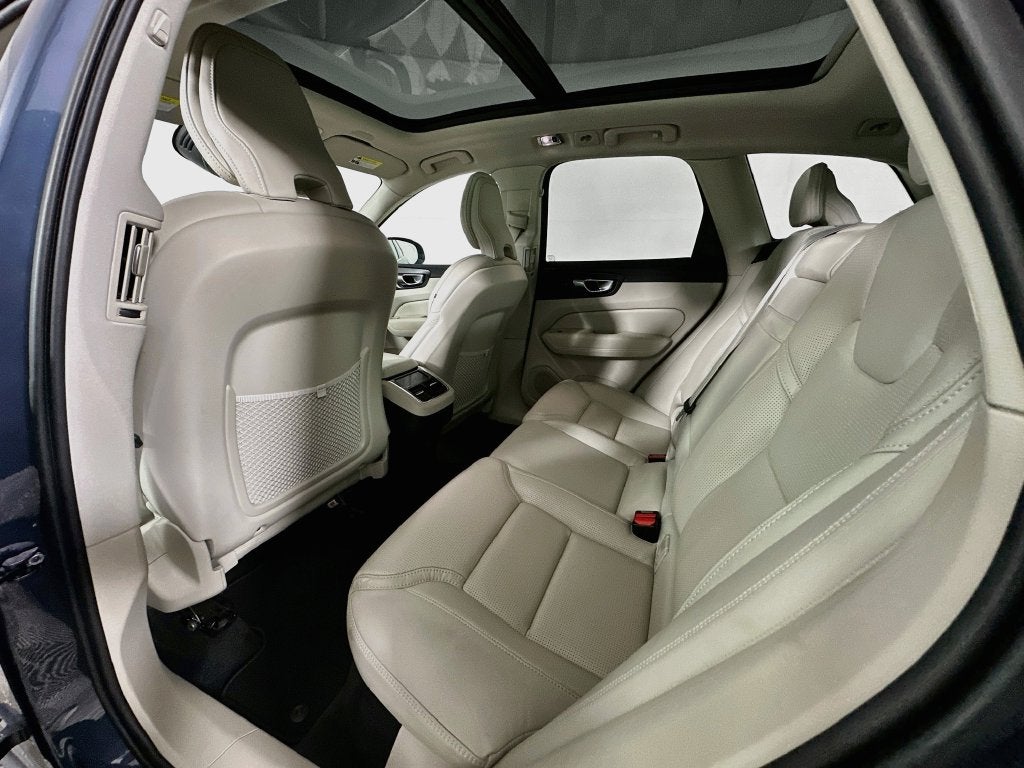 2021 Volvo XC60 T5 Inscription