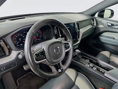 2020 Volvo XC60 R-Design