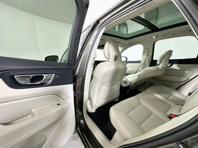 2018 Volvo XC60 T5 Momentum