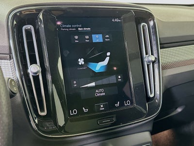 2021 Volvo XC40 R-Design
