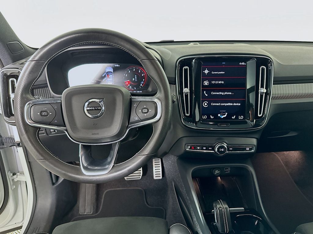 2021 Volvo XC40 R-Design