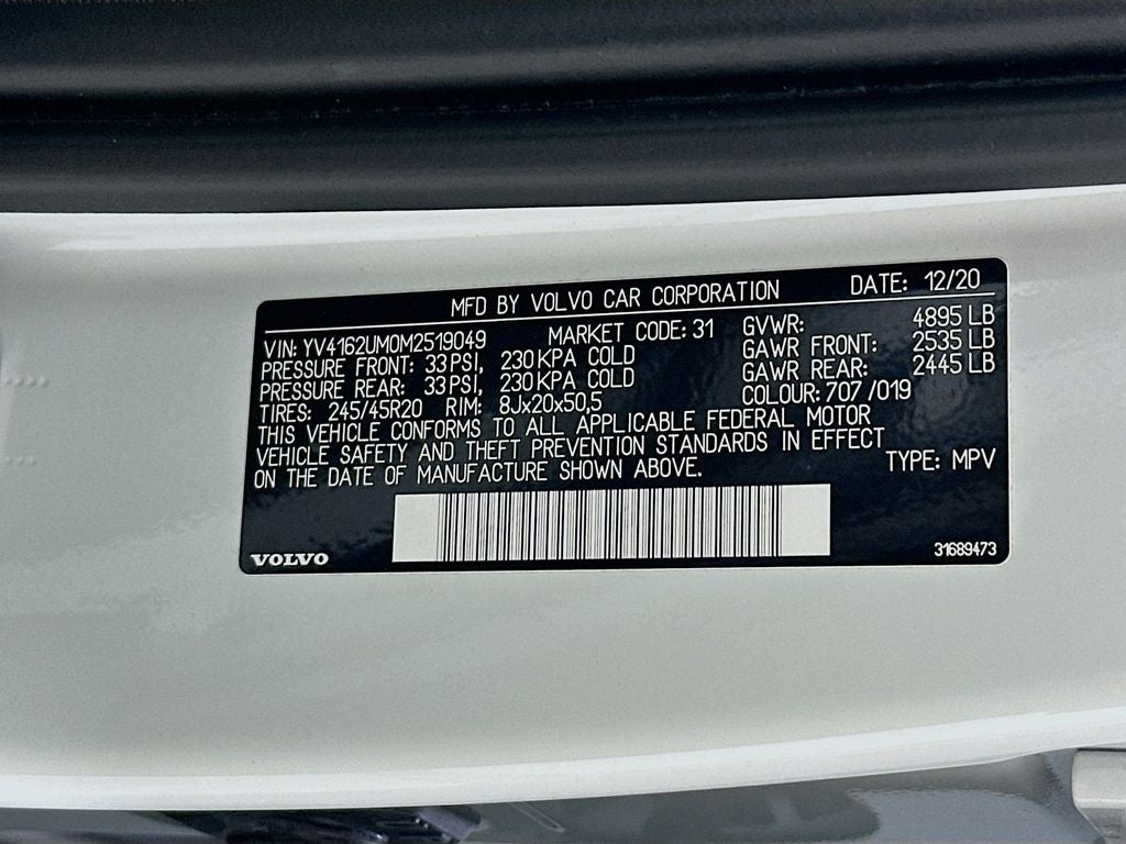 2021 Volvo XC40 R-Design