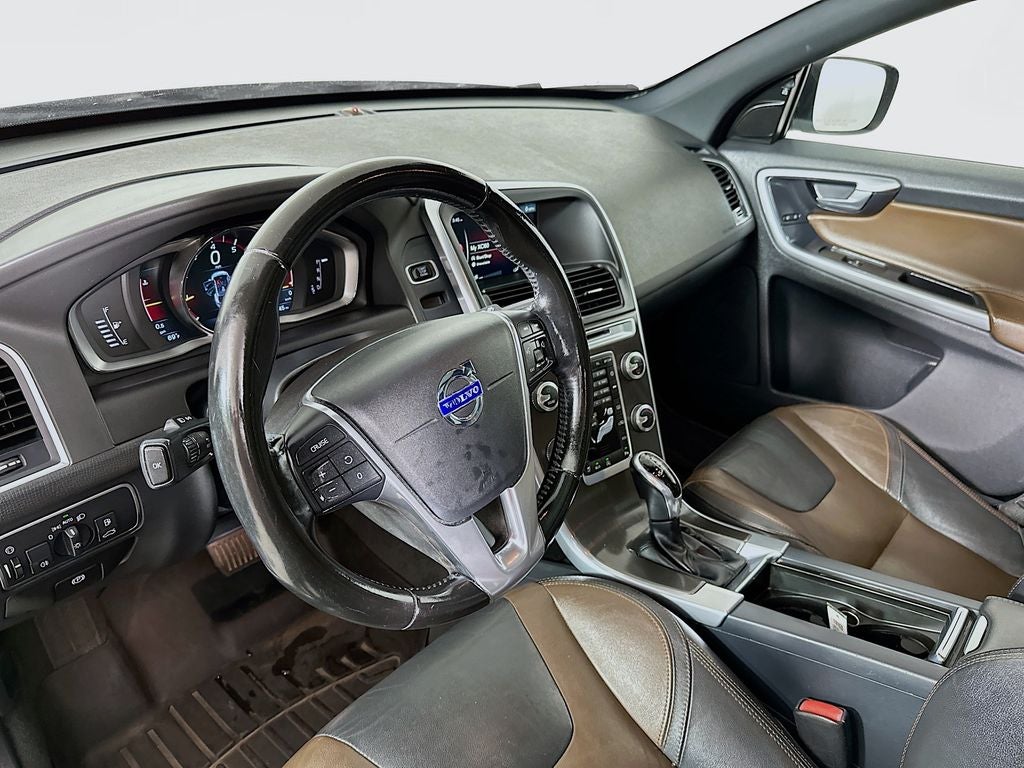 2016 Volvo XC60 T5 Drive-E Premier