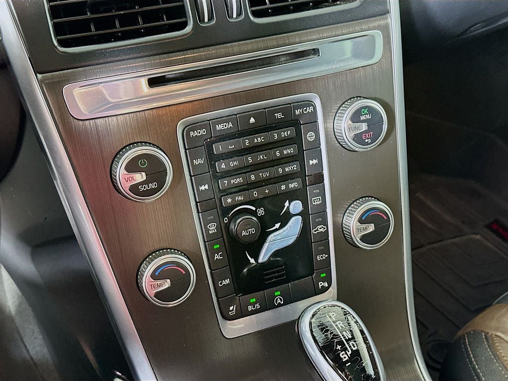 2016 Volvo XC60 T5 Drive-E Premier