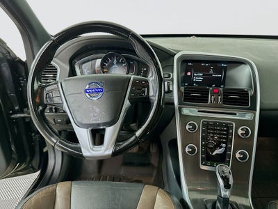 2016 Volvo XC60 T5 Drive-E Premier