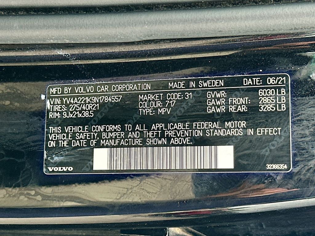 2022 Volvo XC90 T6 Momentum