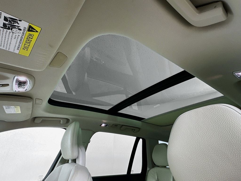 2020 Volvo XC90 T6 Momentum