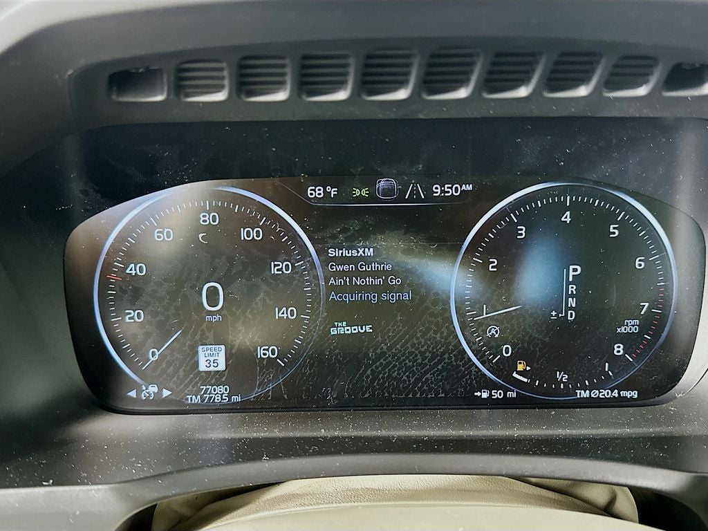 2020 Volvo XC90 T6 Momentum