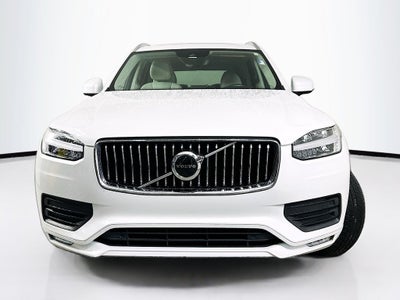 2020 Volvo XC90 T6 Momentum