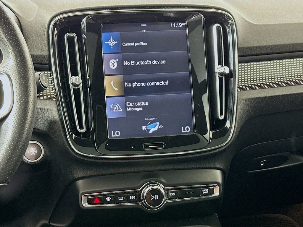 2020 Volvo XC40 R-Design
