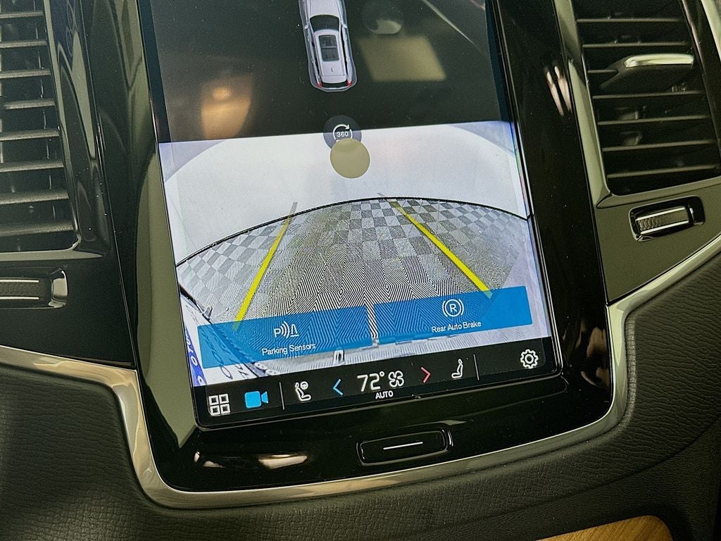 2025 Volvo XC90 Plug-In Hybrid T8 Plus 6 Passenger