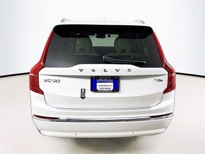 2025 Volvo XC90 Plug-In Hybrid Plus