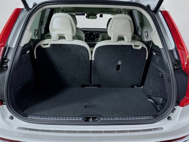 2025 Volvo XC90 Plug-In Hybrid Plus