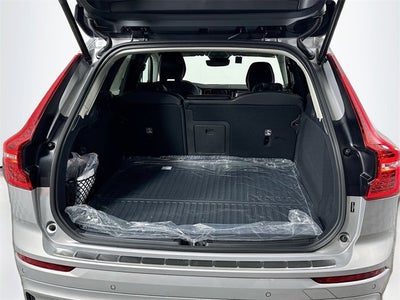 2025 Volvo XC60 Plug-In Hybrid Core