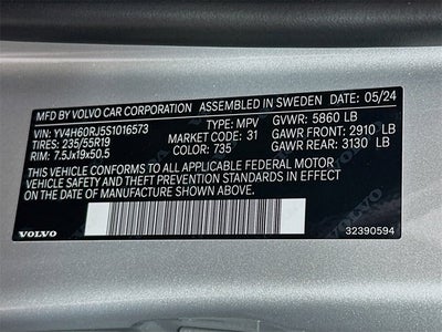 2025 Volvo XC60 Plug-In Hybrid Core