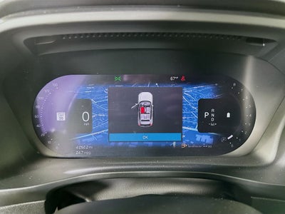 2023 Volvo XC40 B4 Plus Bright Theme