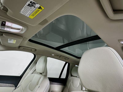 2023 Volvo XC90 B5 Plus