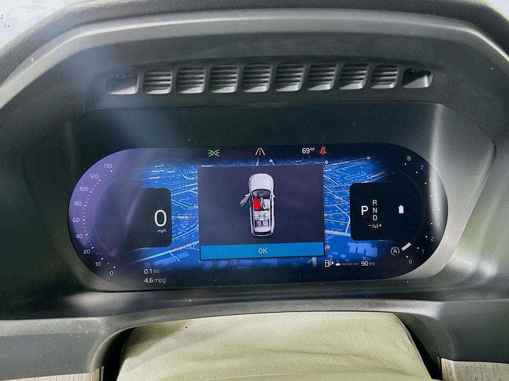 2023 Volvo XC90 B5 Plus