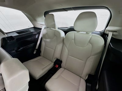 2023 Volvo XC90 B5 Plus
