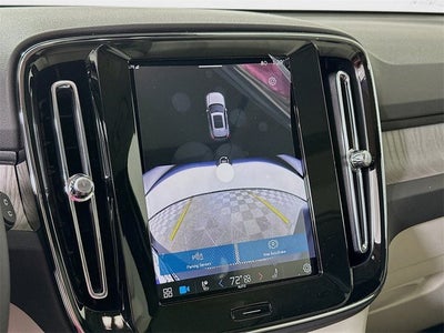 2025 Volvo XC40 Plus Dark Theme