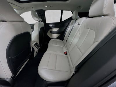 2026 Volvo XC40 B5 Plus