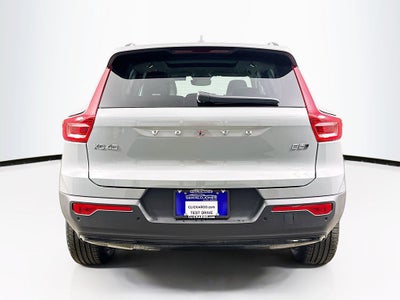 2026 Volvo XC40 B5 Plus