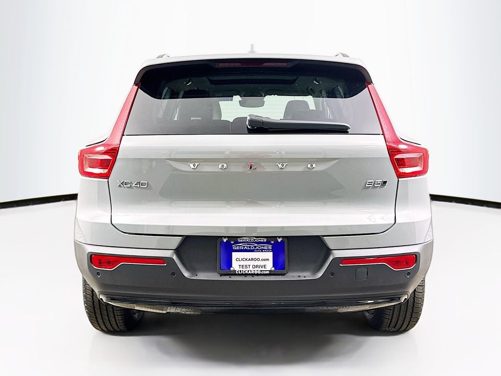 2026 Volvo XC40 B5 Plus