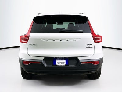 2026 Volvo XC40 B5 Plus