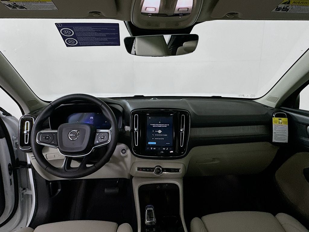 2026 Volvo XC40 B5 Plus