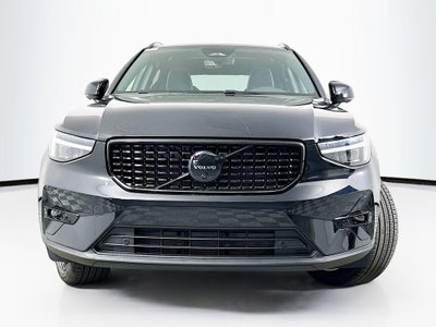 2026 Volvo XC40 B5 Ultra Black Edition
