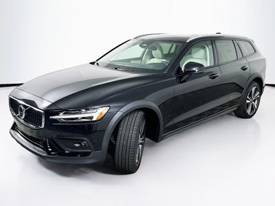 2026 Volvo V60 Cross Country B5 Plus