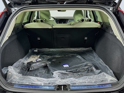2026 Volvo V60 Cross Country B5 Plus