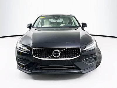 2026 Volvo V60 Cross Country B5 Plus