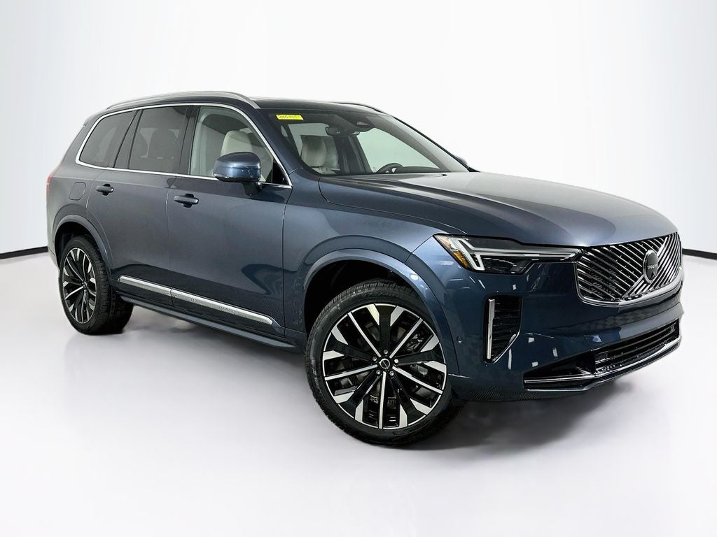 2026 Volvo XC90 B5 Plus