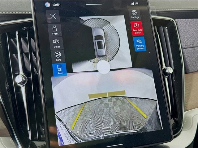 2026 Volvo XC90 Plus