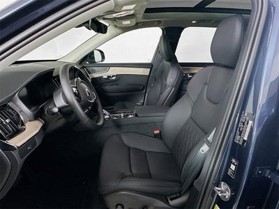 2026 Volvo XC90 Plus