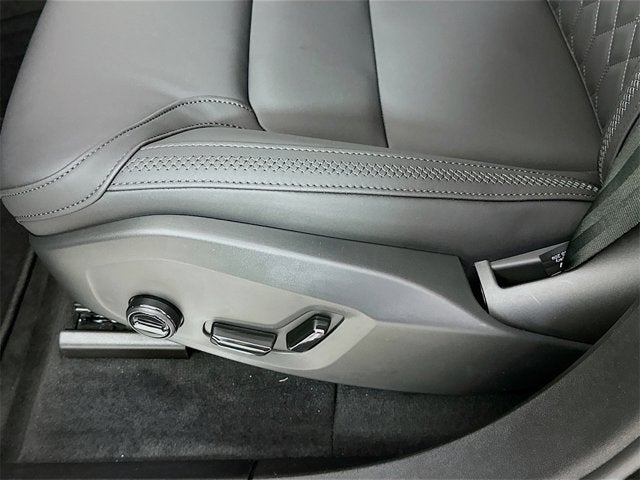 2026 Volvo XC90 Plus