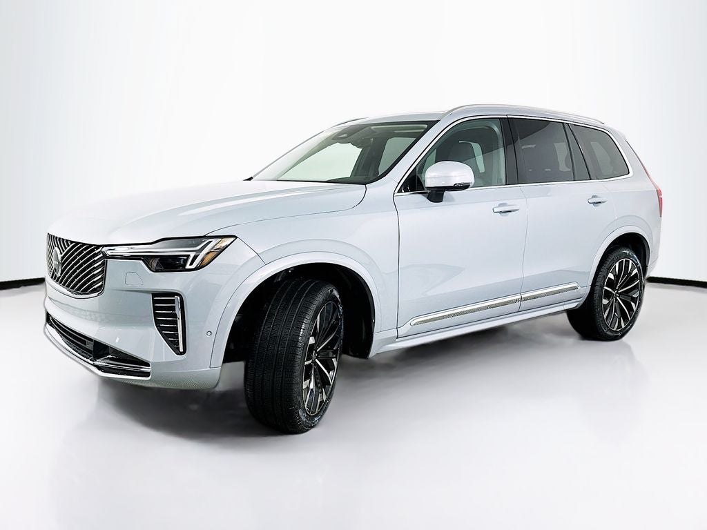 2026 Volvo XC90 B5 Plus