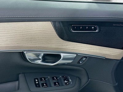 2026 Volvo XC90 B5 Plus