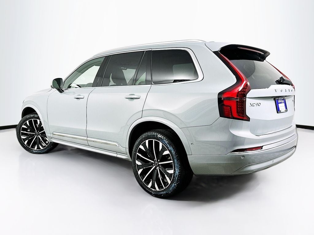 2026 Volvo XC90 B5 Plus