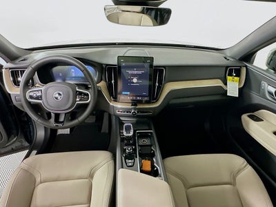 2026 Volvo XC60 B5 Plus