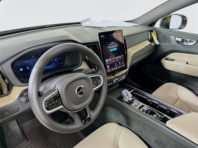 2026 Volvo XC60 Plus