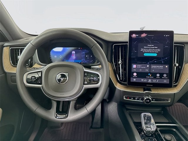 2026 Volvo XC60 Plus