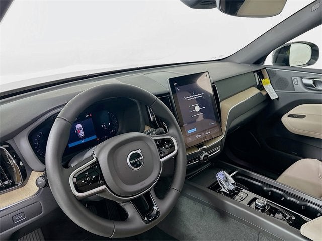 2026 Volvo XC60 Plus